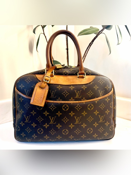 Louis Vuitton Handbags - Louis Vuitton Monogram Deauville Bag